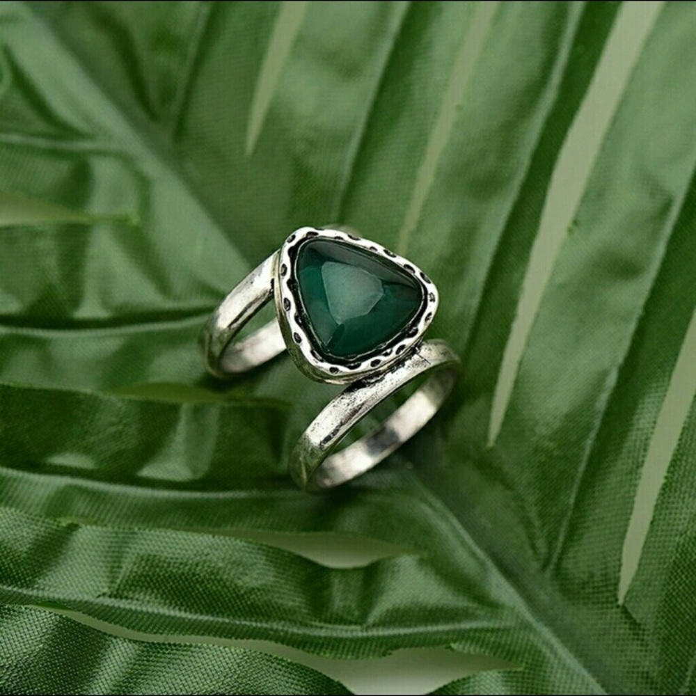 💋🎉HP🎉LAST ONE! Stone midi ring silver /emerald - Picture 4 of 8
